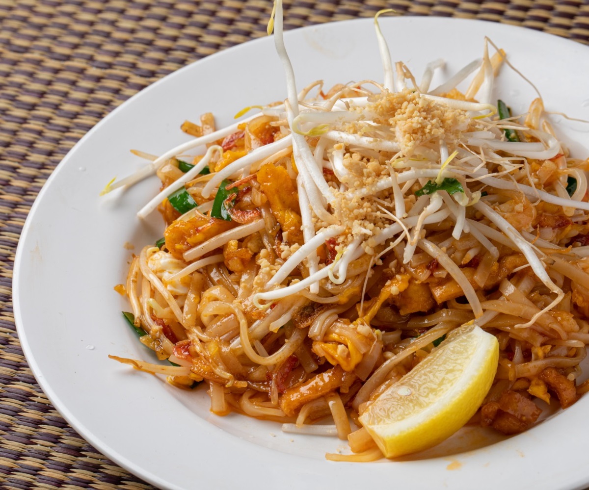 パッタイ・シーフード タイの(辛くない)焼きそば